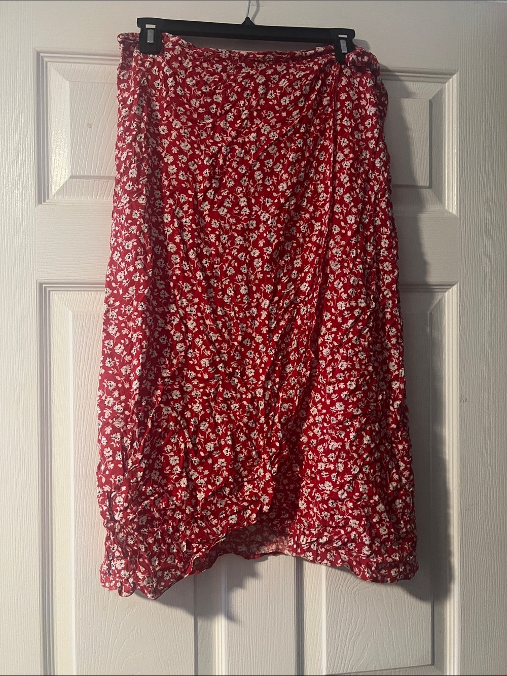 New Look Red and White Floral Midi Skirt